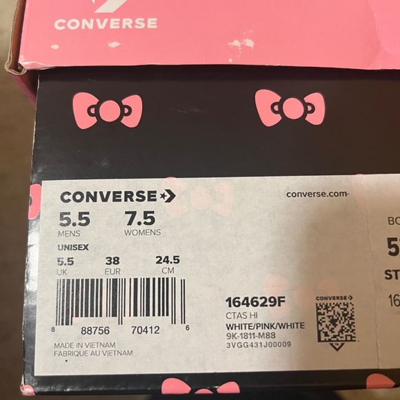 Hello kitty converse - Picture 4 of 4